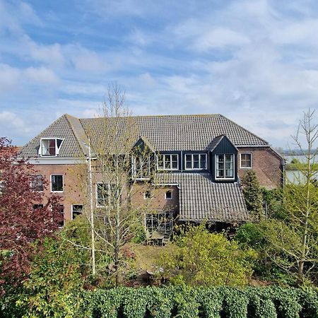Waar Maas & Waal..... Apartment Woudrichem ภายนอก รูปภาพ