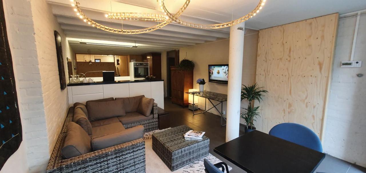 Waar Maas & Waal..... Apartment Woudrichem ภายนอก รูปภาพ
